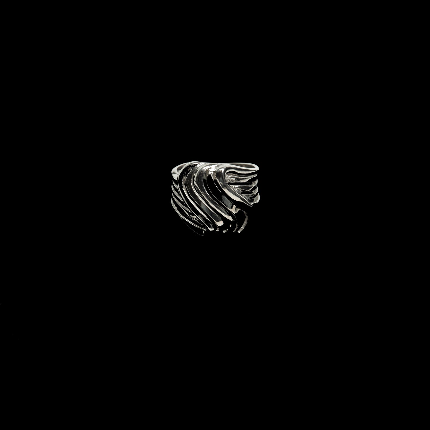 “Pulse” ring