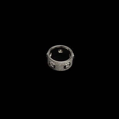 “Buckle” ring