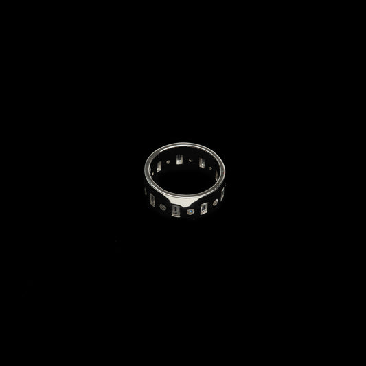 "Mirrors" ring