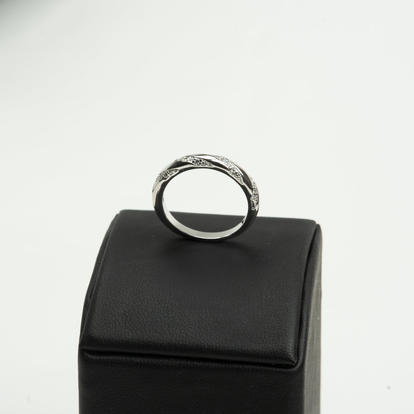 “Jump” Ring