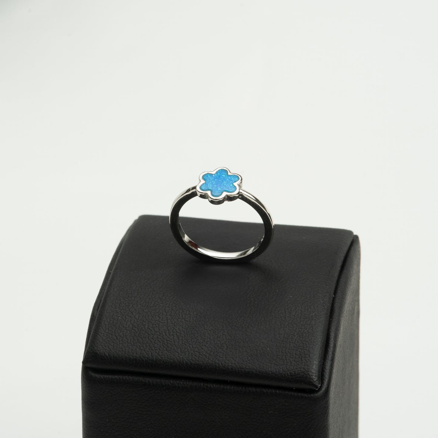 “Sky Petals” Ring
