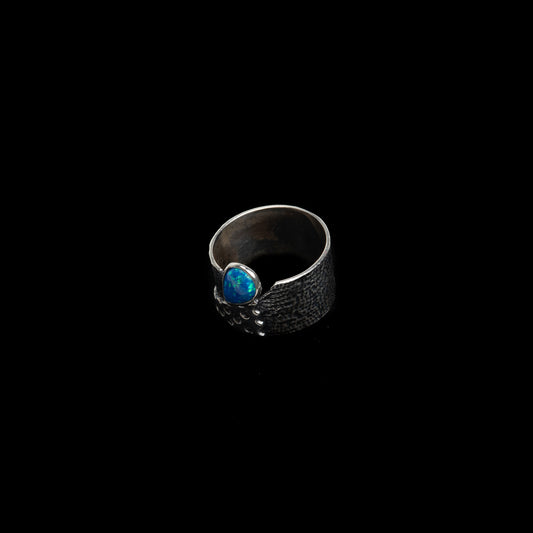 “Wave” ring