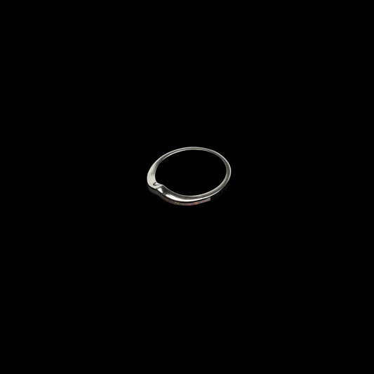 "Essence" ring