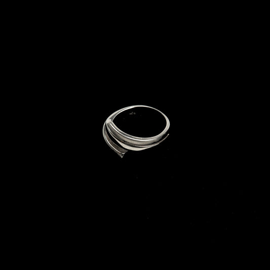 “Tidal wave” ring