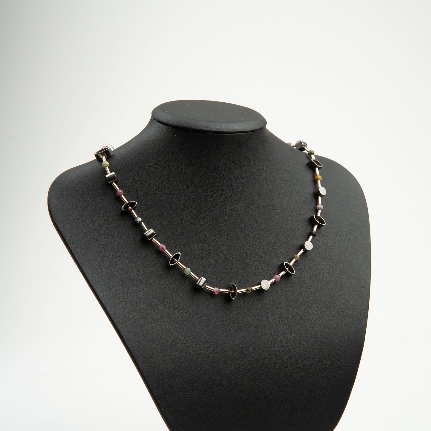 "Tribal" necklace