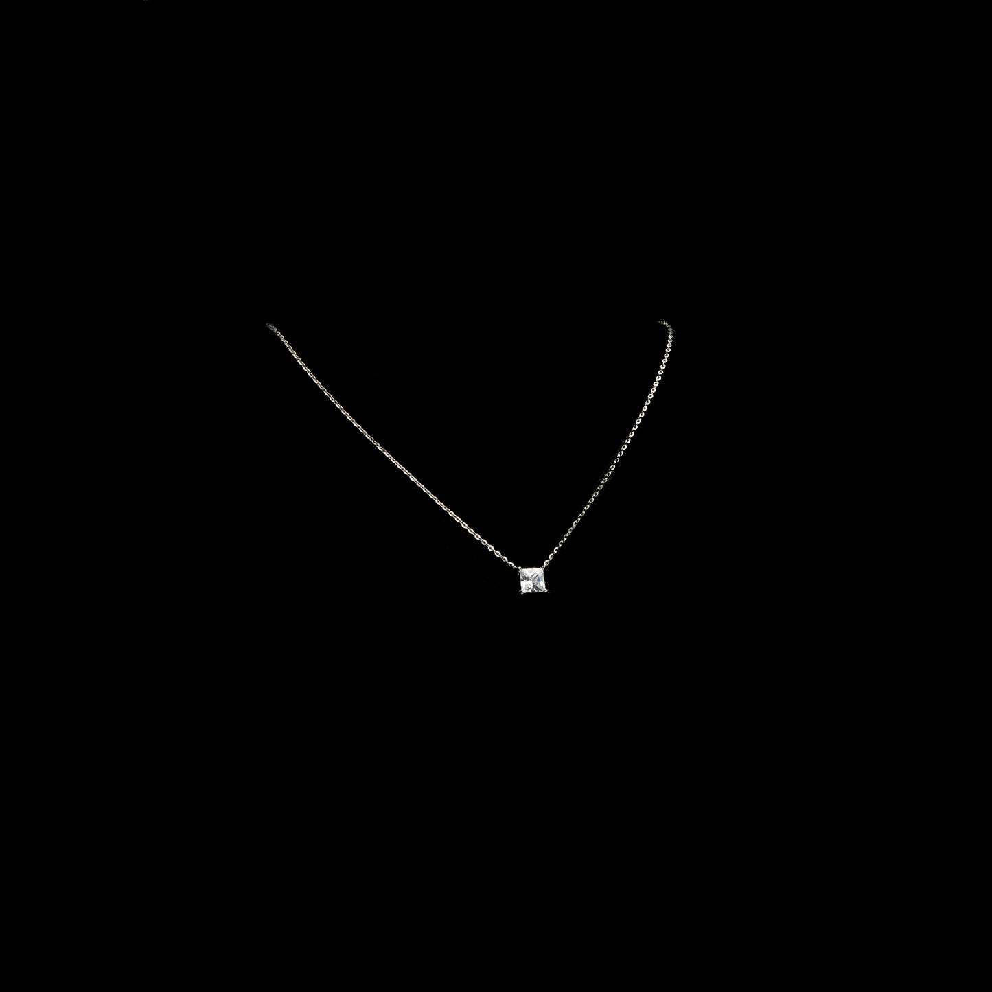 "Solitaire" necklace